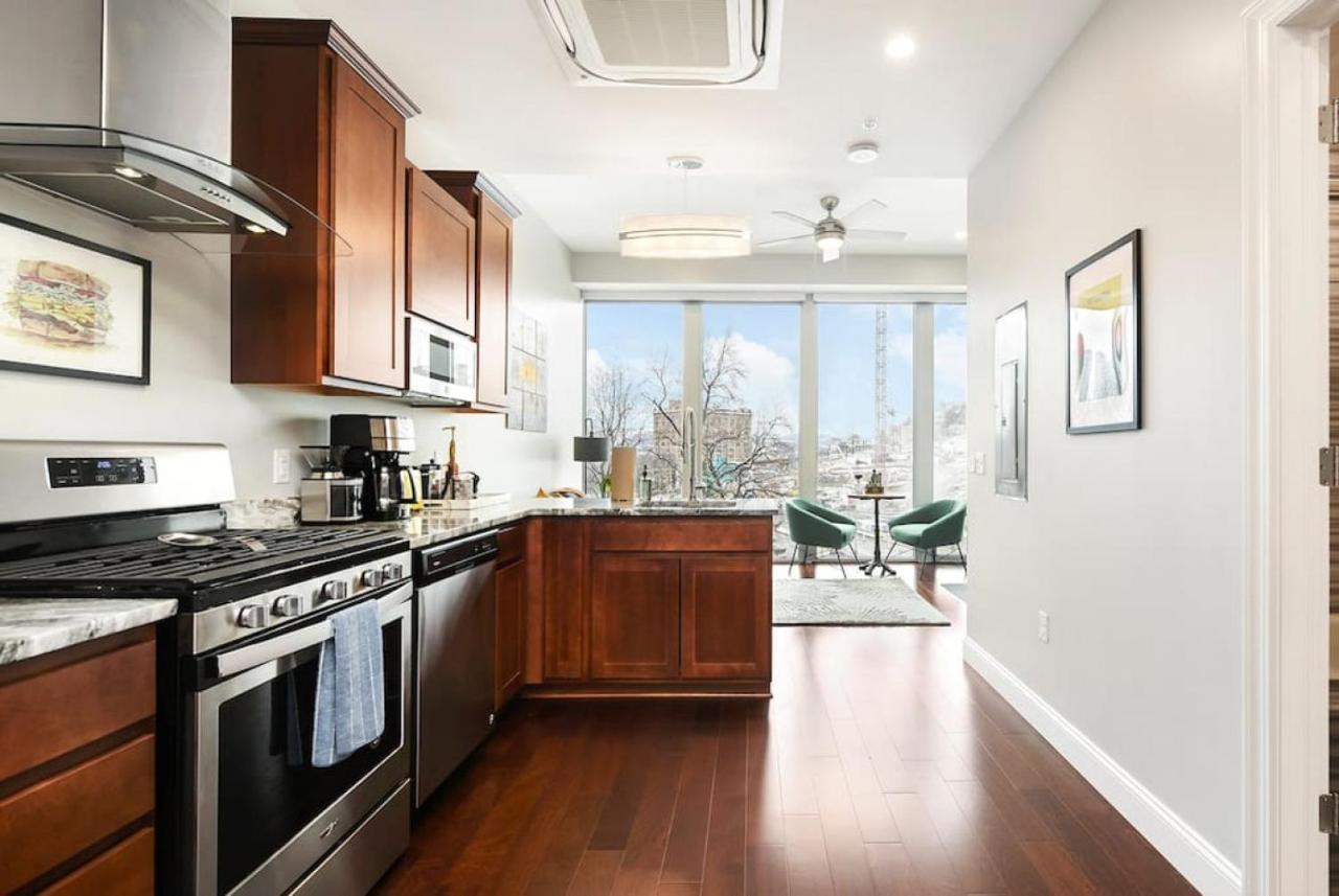 Hostwise Stays - The Washington At Chatham - Free Parking, Private Gym, Skyline Views! Pittsburgh Zewnętrze zdjęcie
